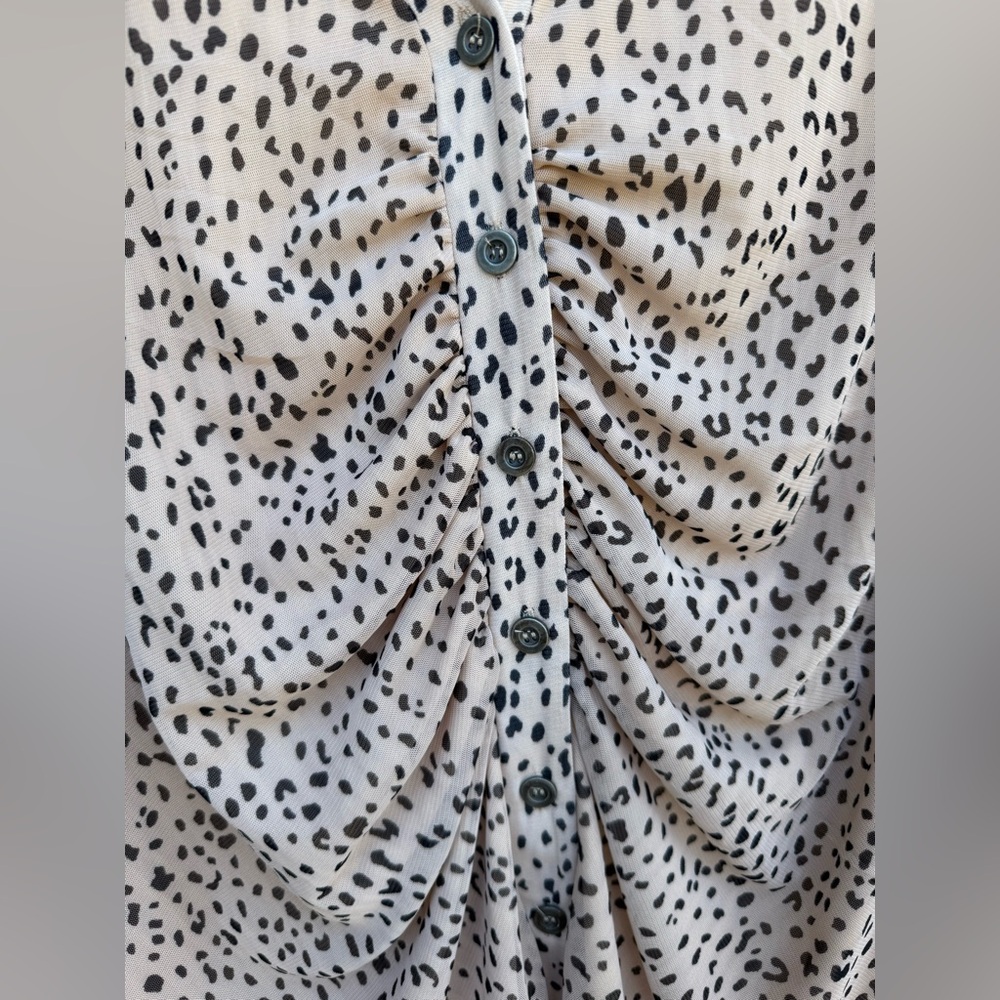 Jane and Delancey Black/Cream rushed Long Sleeve buttoned leopard print size L - Picture 2 of 8